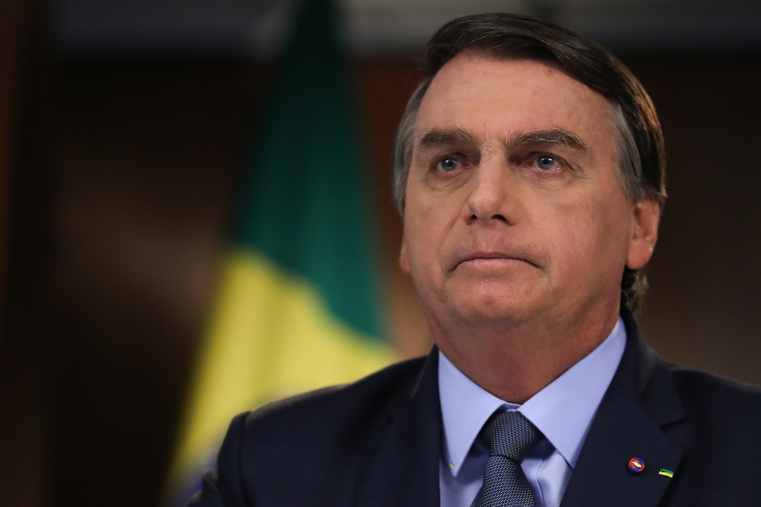 Forças Armadas é que decidem se 'povo vai viver numa democracia ou numa ditadura', diz Bolsonaro